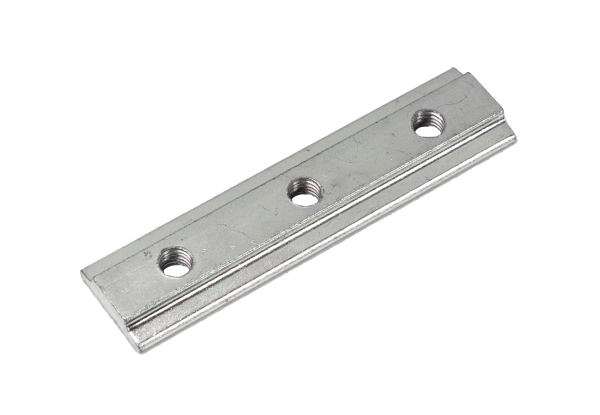 Slot nut with 3x M6 thread