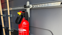 LoadCare Feuerlöscher-Halter für Airlineschiene LoadCare Feuerlöscher-Halter für Airlineschiene