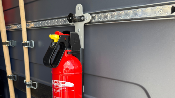 LoadCare Feuerlöscher-Halter für Airlineschiene